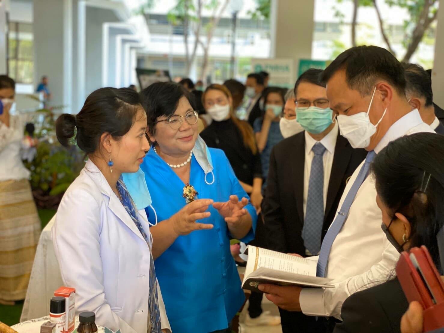 อภัยภูเบศร ชง อนุทิน ประกาศนโยบายพัฒนานวัตกรรมกัญชา ทั้งผลิตภัณฑ์และบริการ เชื่อมโยงข้อมูลทุกภาคส่วน