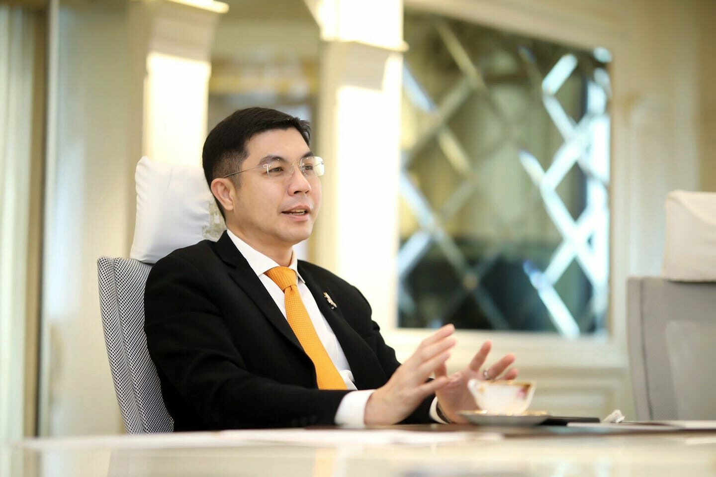 นายฉัตรชัย ศิริไล กรรมการผู้จัดการ ธนาคารอาคารสงเคราะห์ (ธอส.)