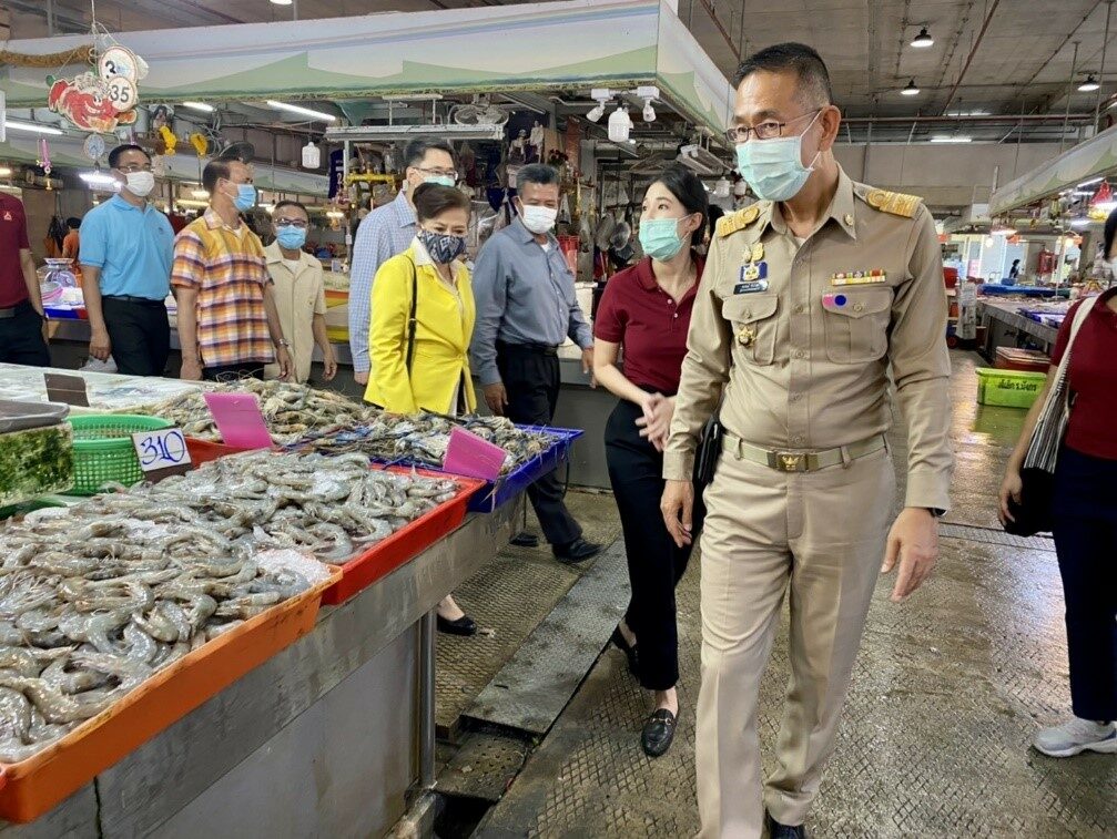 “รถเร่-แผงค้า” ตลาดสี่มุมเมืองพร้อมใจ เข้าร่วมมาตรการ "คนละครึ่ง" กระตุ้นเศรษฐกิจสุดคึกคักส่งท้ายปลายปี 2563
