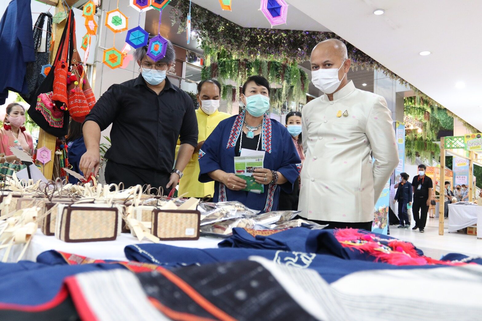 กรมการพัฒนาชุมชน ชวนคนกรุง ช้อปผลิตภัณฑ์ชุมชน อาหารพื้นถิ่น ฟินทั่วไทย ที่ เจเจมอลล์