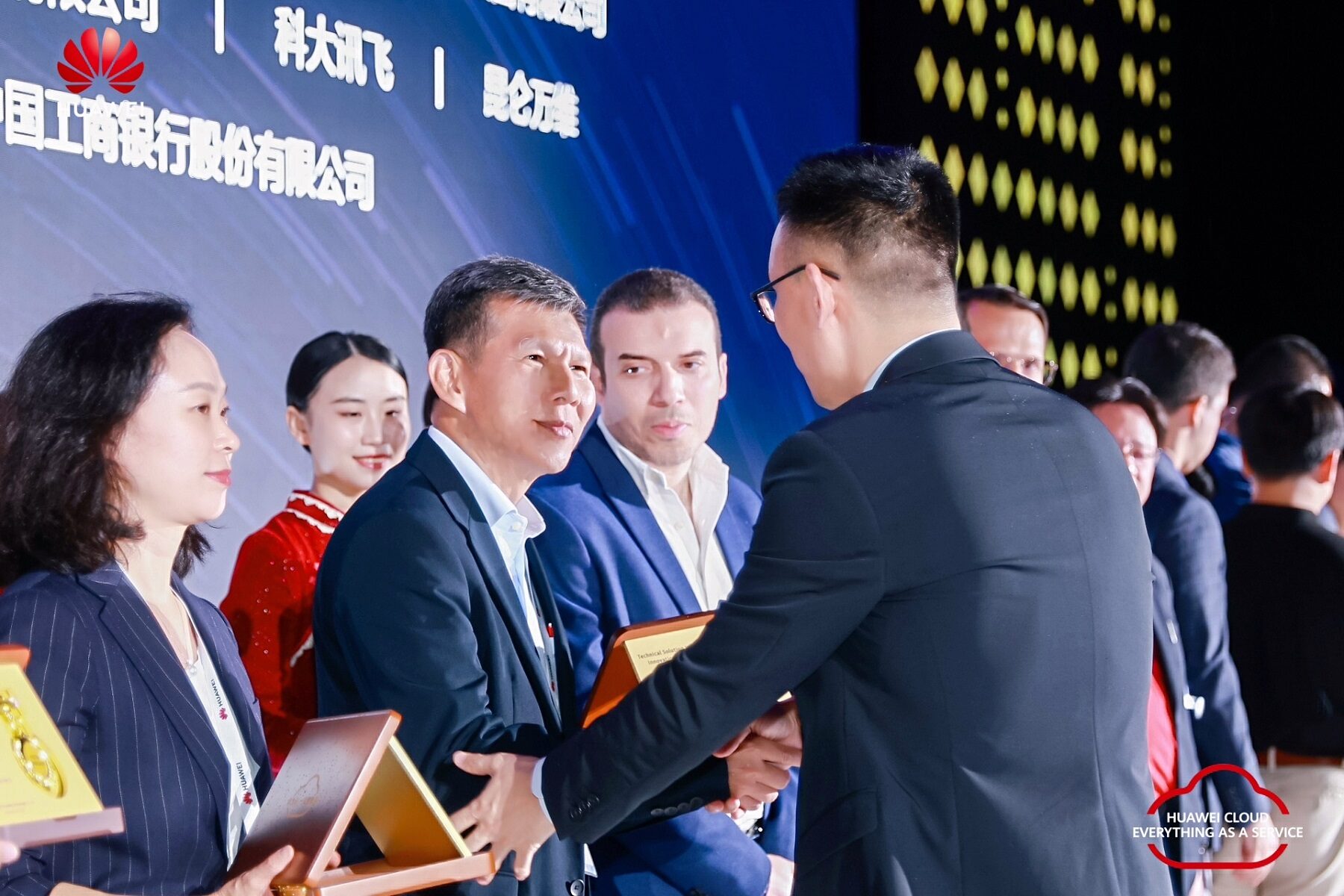 เคทีซี คว้ารางวัลนวัตกรรมเทคโนโลยียอดเยี่ยม จากงาน Huawei Connect 2023