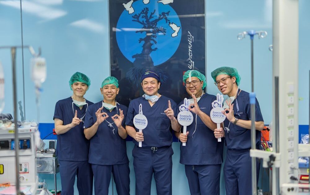 GQ Pro MED Scrubs™ ร่วมส่งพลังใจผ่านชุดสครับเพื่อภารกิจครั้งประวัติศาสตร์