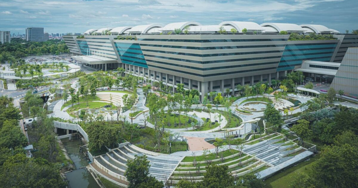 ธพส. ขับเคลื่อน “เมืองคาร์บอนต่ำที่ทำงานร่วมกับธรรมชาติ” สู่ต้นแบบ “ศูนย์ราชการแห่งศตวรรษที่ 21”