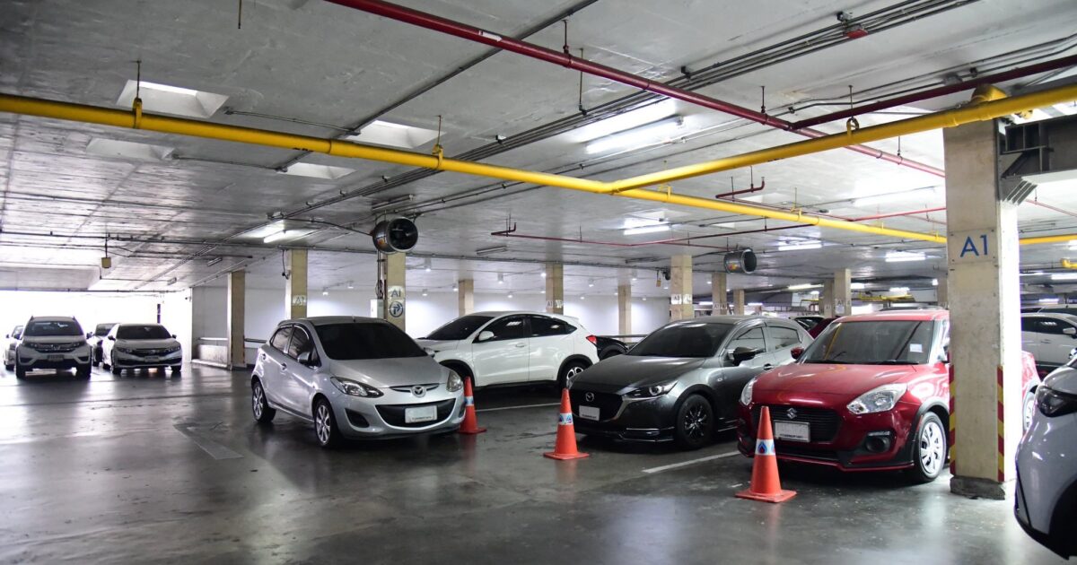 กทม. ให้ที่จอดรถใต้ลานคนเมืองได้แล้ว มอ’ไซค์จอดฟรี สี่ล้อชั่วโมง 20 ห้องน้ำครึ่งร้อย ที่จอดครึ่งพัน