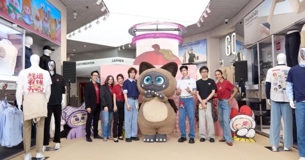 แฟนคลับกรี๊ดสนั่น! “โทมัส - ก้อง” เสิร์ฟโมเมนต์สุดฟินในงาน GQ x GISMOW ที่ Mega Bangna