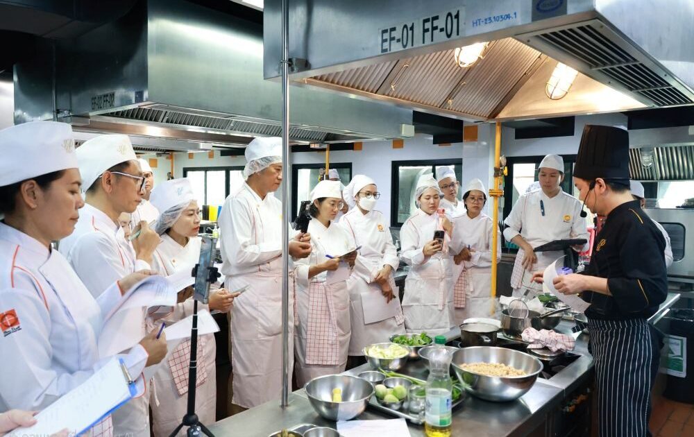 “สอวช. - ม.สวนดุสิต” ปลดล็อกธุรกิจอาหารยุคใหม่ ดันหลักสูตร Plant-Rich Diet ปั้นเครือข่ายอาหารแห่งอนาคต