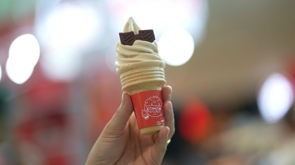 ไอศกรีม Softserve เนยถั่ว