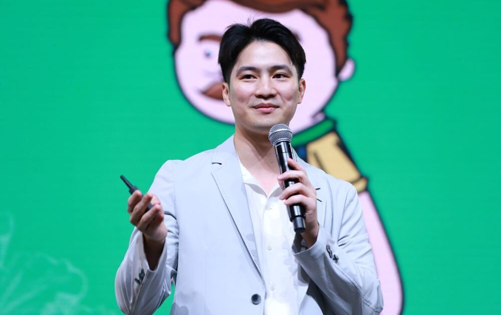 กล้อง - อาริยะ คําภิโล CEO & Founder แบรนด์โจนส์สลัด