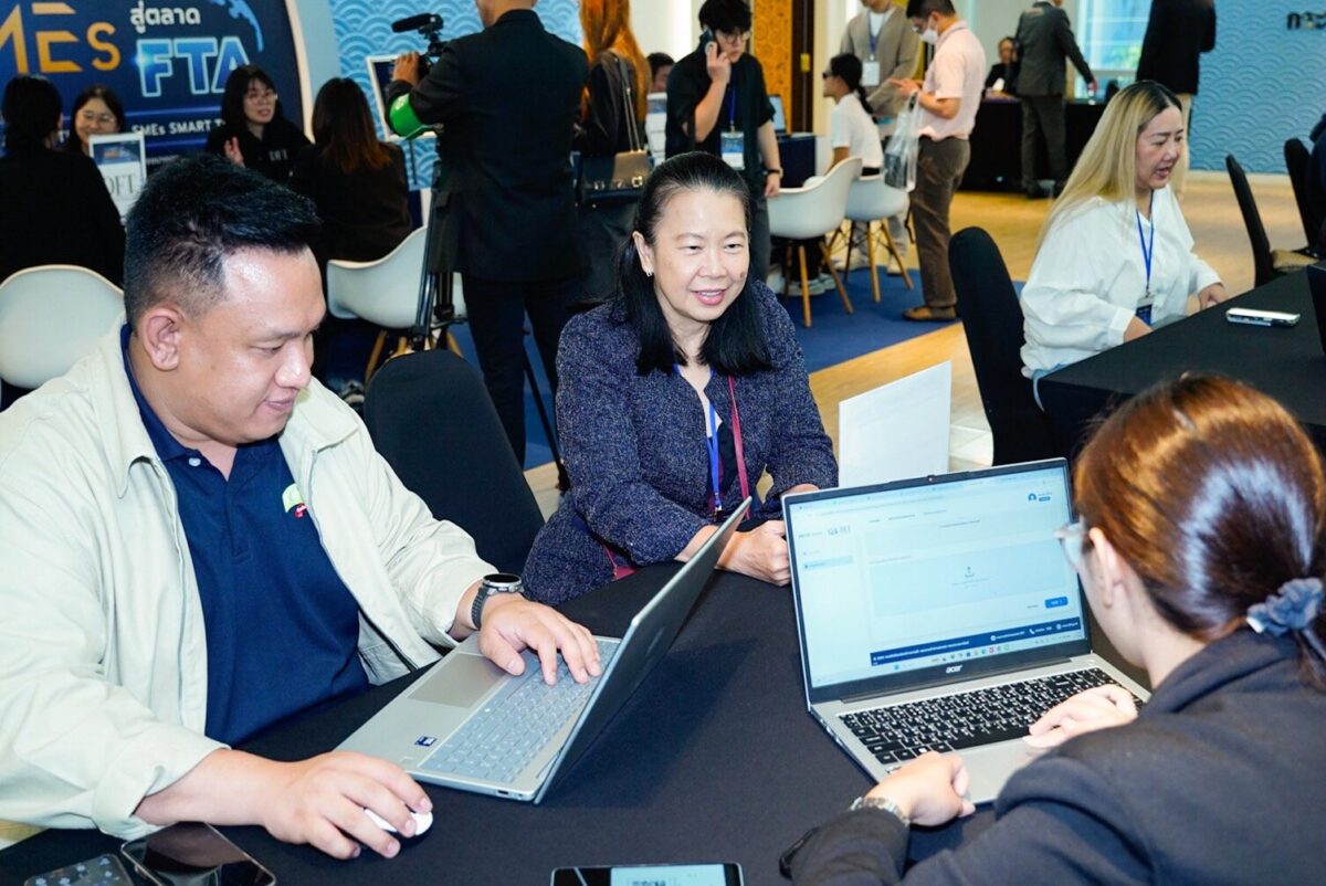 พาณิชย์ เปิด “Boost up SMEs สู่ตลาด FTA” บุกอินเดีย สวิตเซอร์แลนด์ นอร์เวย์