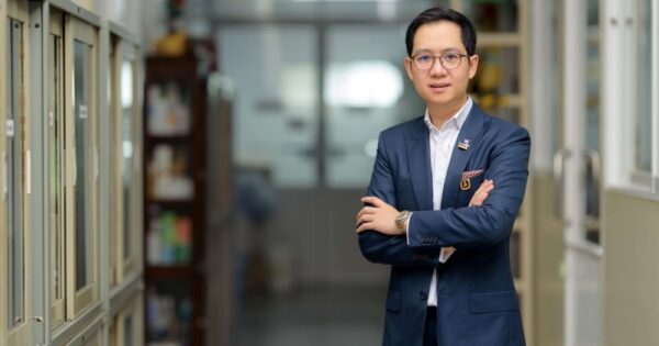 นายพิษณุ แดงประเสริฐ ประธานบริษัท โรงงานเภสัชอุตสาหกรรม เจเอสพี (ประเทศไทย) จำกัด (มหาชน) หรือ JSP