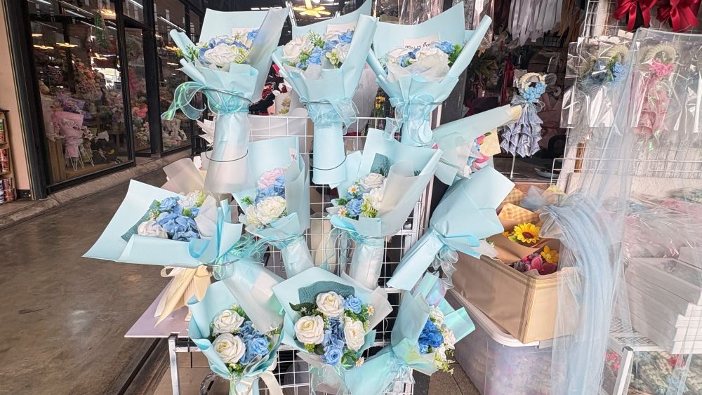 ต้อนรับวันแม่ “ตลาดสี่มุมเมือง”