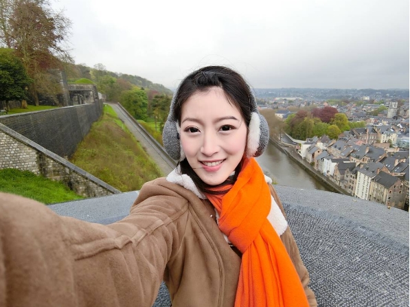 Autumn Asian Desire
