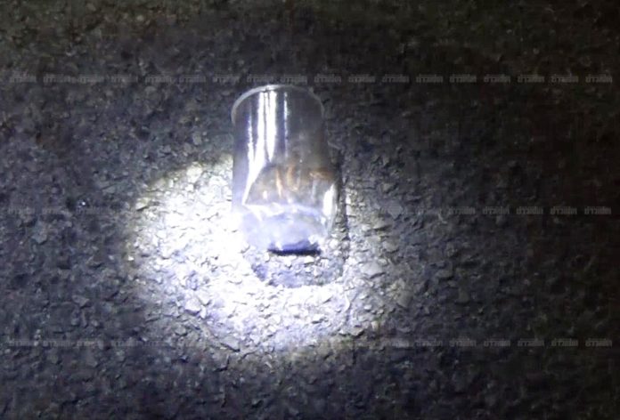 201610130729353-20021028190209