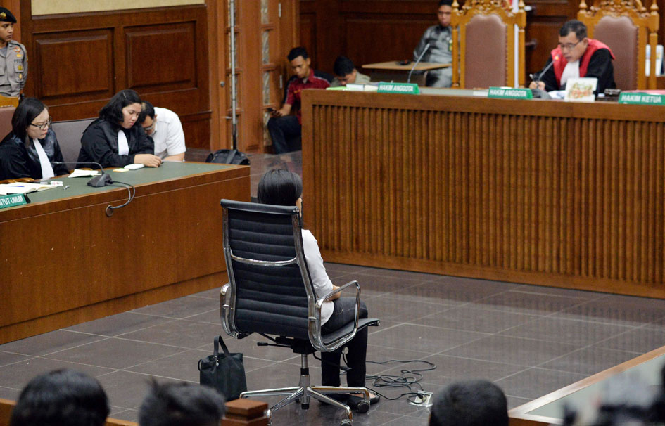 ไฮโซสาวฟังคำพิพากษา / AFP PHOTO / Bay ISMOYO