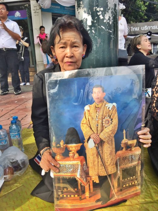 น.ส.เฉลิมพร แพบุตร อายุ 72 ปี