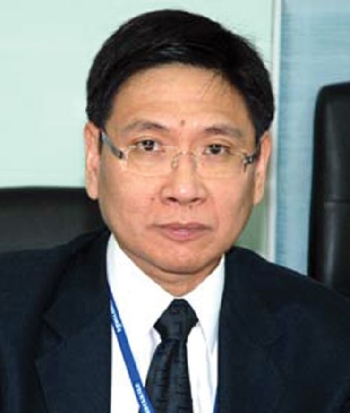 กุลิศ สมบัติศิริ