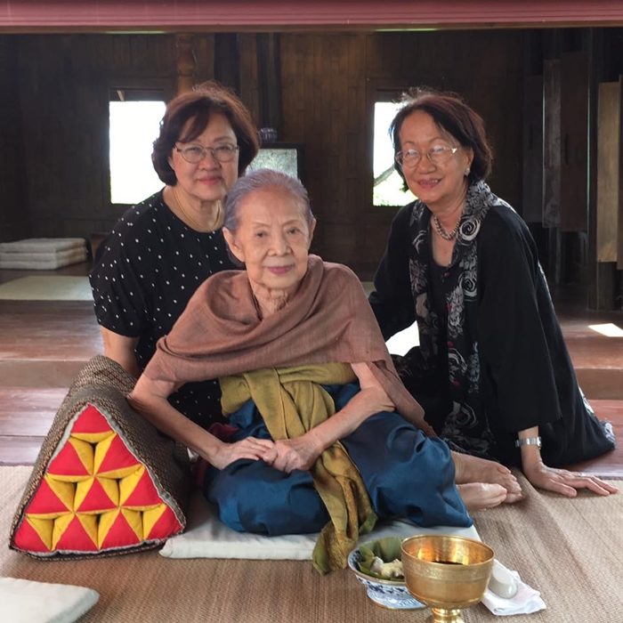 หวนคืนจอ!! นักแสดงอาวุโส คุณยาย'บรรเจิดศรี ยมาภัย'  ลูกสาวเผยนาทีชีวิตหยุดหายใจ(คลิป) - ข่าวสด