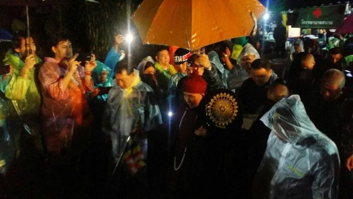 ถ้ำหลวง พระครูบาบุญชุ่ม