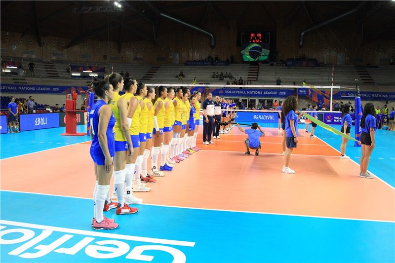 ตบสาวไทย