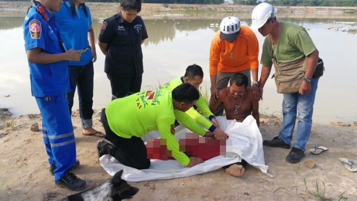 สุนัขคู่ใจเฝ้าศพ