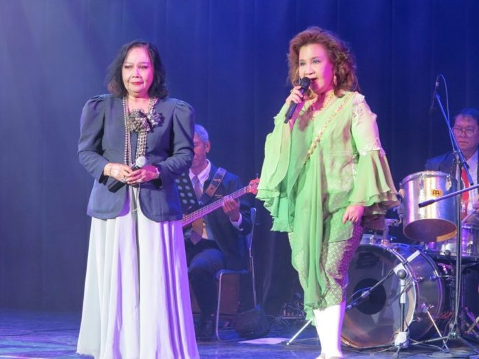 สวลี ผกาพันธุ์ สุเทพ วงศ์กำแหง นำทีมศิลปิน แถลงข่าว คอนเสิร์ตเพื่อพี่รี่ สวลี ผกาพันธุ์