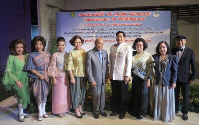 สวลี ผกาพันธุ์ สุเทพ วงศ์กำแหง นำทีมศิลปิน แถลงข่าว คอนเสิร์ตเพื่อพี่รี่ สวลี ผกาพันธุ์