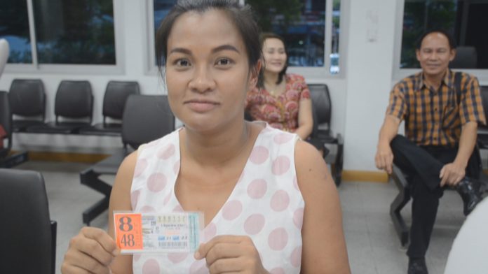 ถูกหวย 48 ล้าน 