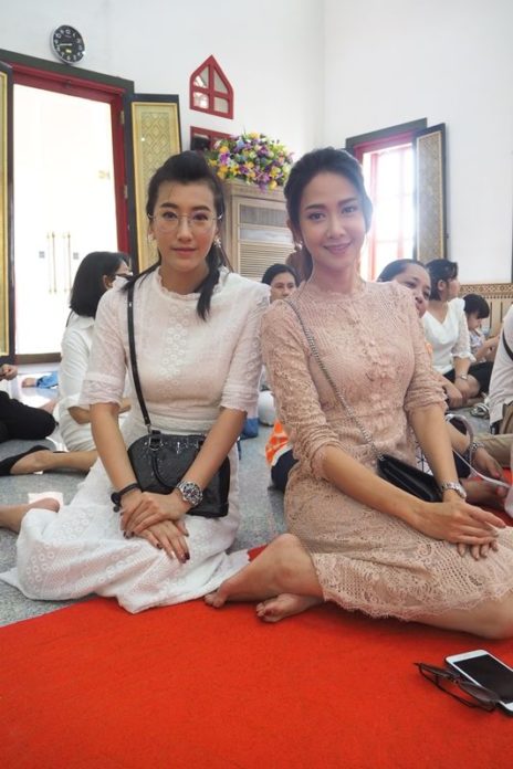 เขต ธาราเขต บวชทดแทนคุณพ่อแม่ ฤกษ์ดีตรงวันเกิด เพื่อนดาราร่วมอนุโมทนาบุญ
