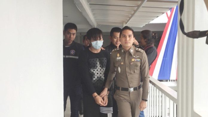 จับพ่อเล้าวัย 19 ค้ากามเด็กสาวผ่านกลุ่มไลน์