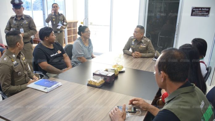 ญาติน้องกิ๊ฟเข้าสอบถามความคืบหน้าของคดี