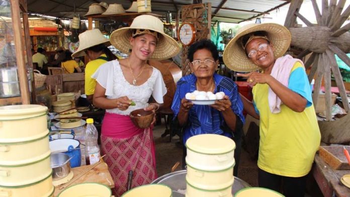 เจ้าของร้านก๋วยเตี๋ยวปิ่นโตมาเฮง