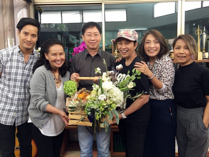 สาว สาว สาว สาว สาว สาว ประกาศจัดคอนเสิร์ตใหญ่ 34 ปีที่ทุกคนรอคอย!