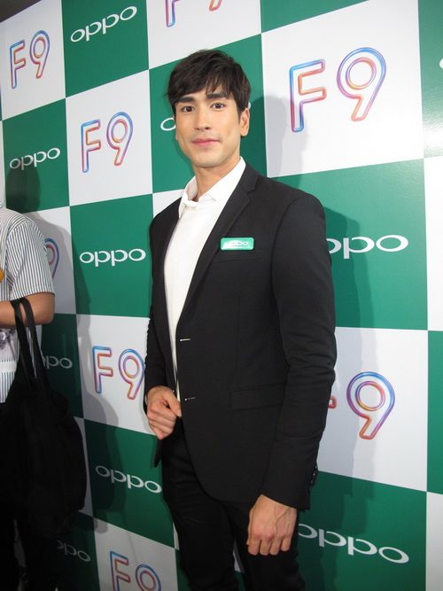 ณเดชน์ เดินหน้าประเทศไทย เรตติ้งขยับ ได้ดาราช่วยจ้อ เล็งดึง ญาญ่า ตามรอย ณเดชน์