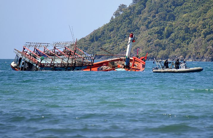เรือลี้ภัยทะลวงถิ่นออสซี่