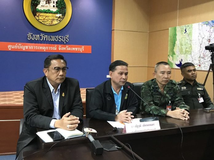 ประกาศเตือน! พรุ่งนี้เที่ยง น้ำทะลักท่วมตัวเมืองเพชร 