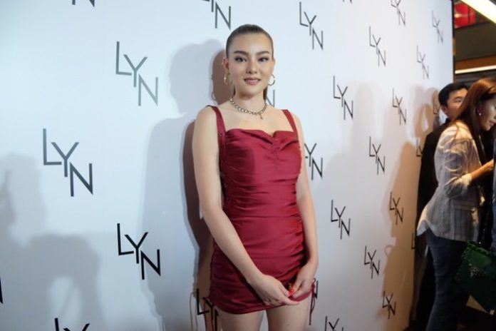 'ดิว-อริสรา' คบ 'ไผ่ วันพอยท์' รับตัดสัมพันธ์ไม่ขาด ความดีชนะใจ ไม่ใช่ที่หน้าตา หรือฐานะ 