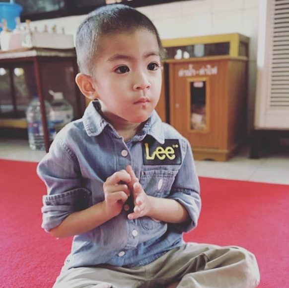 ภาพล่าสุด น้องสกาย หลังหายจากโรคมะเร็ง ฉายแววหล่อหวนคืนวงการ - ข่าวสด