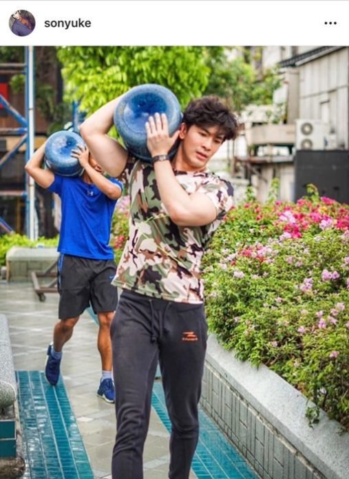 สน ยุกต์ ส่งไพศาล สน ยุกต์ เผยนาทีจู่โจม 'ลูบเป้า' ตัดพ้อ "ให้เกียรติกันบ้าง - เจอครั้งหน้าโดนต่อยแน่"