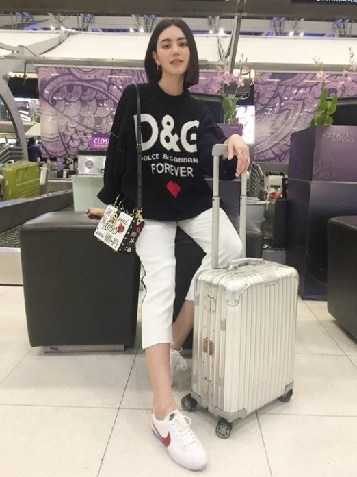 ใหม่ ดาวิกา