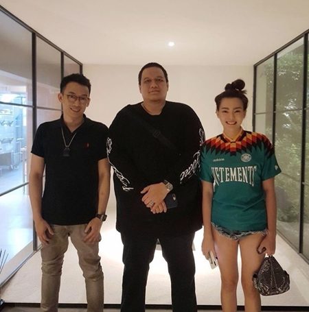 ดิว อริสรา โอ๊ค ไผ่ ดิว