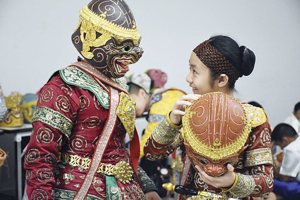 เยาวชนคนโขน สืบ‘มรดกไทย’ : สดจากเยาวชน