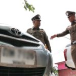 รอผลแพทย์ก่อนแจ้งข้อหาเมียน้อย ขับรถชน เมียหลวง ตร.ยึดเก๋งไว้ตรวจสอบ
