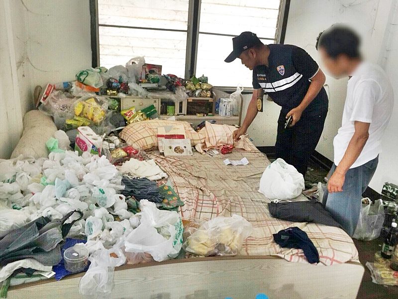 ภายในห้องพักของเฒ่าญี่ปุ่น ผู้ต้องหาโอเวอร์สเตย์
