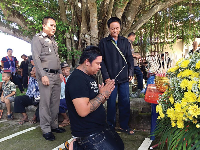 สดจากสนามข่าว : ย้อนคดีจับหลานทรพี ทำร้ายย่าแท้ๆดับสลด ข่มขู่ขอเงินไปหาแฟน