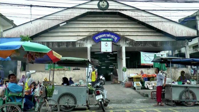 ชายพิการ