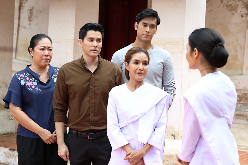 ข่าวสดทีวีไกด์ : ปี่แก้วนางหงส์ ลูกชายคนเดียวของเจ้าพระยาพิชัยเดชา และ ท่านผู้หญิงเกสร เดินทางกลับจากเมืองนอกแต่ไม่ยอมเข้าบ้าน