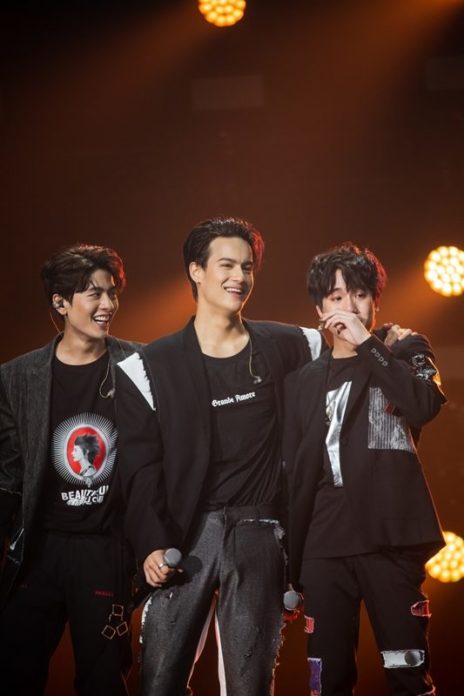 ไนน์ บาย นาย