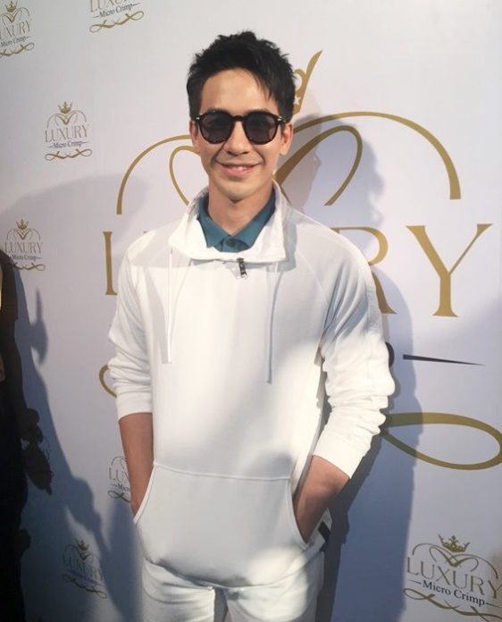 'โป๊ป ธนวรรธน์'