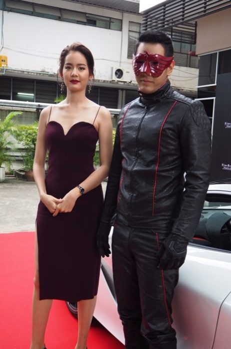 อ๋อม อ๋อม รับบทอินทรีแดง กดดันฟิตร่างกายเต็มที่ ยันไม่กลัวอาถรรพ์