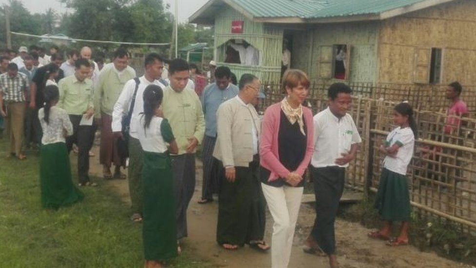 အာဏာပိုင်တွေ မပါပဲ ဒေသခံတွေနဲ့ သီးခြားတွေ့ဆုံခဲ့